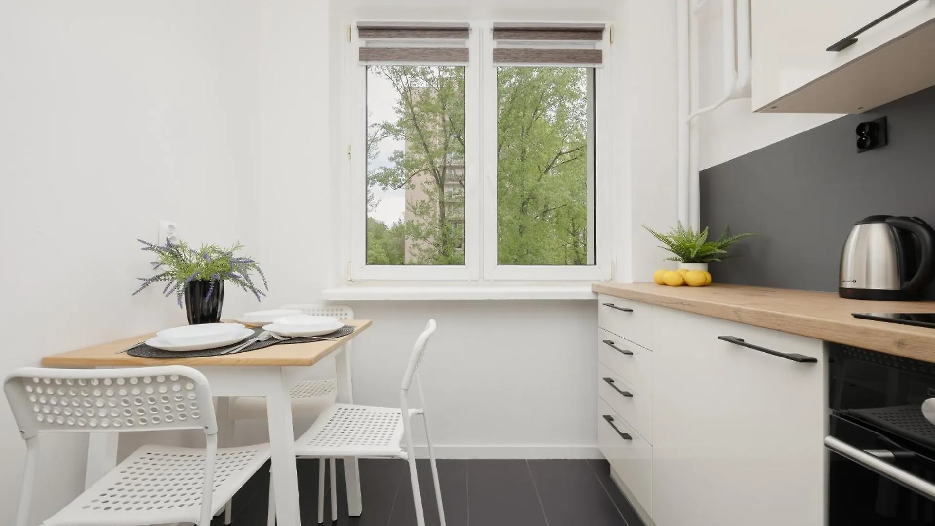 Bright Studio For 4 People In Warsaw By Noclegi Renters Poland
