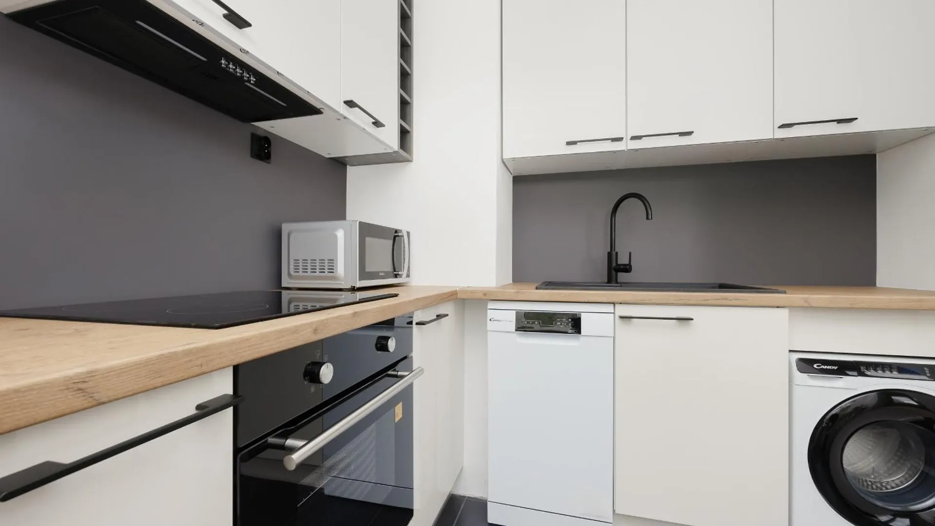 Bright Studio For 4 People In Warsaw By Noclegi Renters Apartment